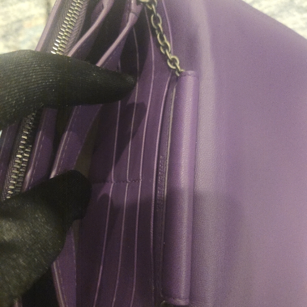 Bottega Veneta Intrecciato Wallet on Chain – Purple EUC Authentic - Picture 16 of 17